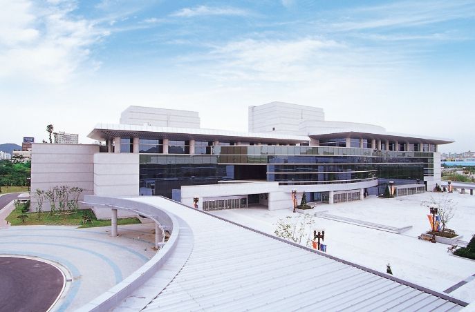 안산문화예술의전당 전경. Ⓒ안산문화재단