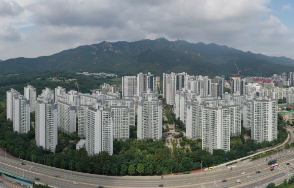 과천시, ‘래미안슈르 아파트’ 8호 금연아파트로 지정