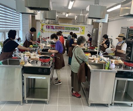 부산 중구 건강생활지원센터 ‘맛있게, 건강하게 저당요리교실’운영