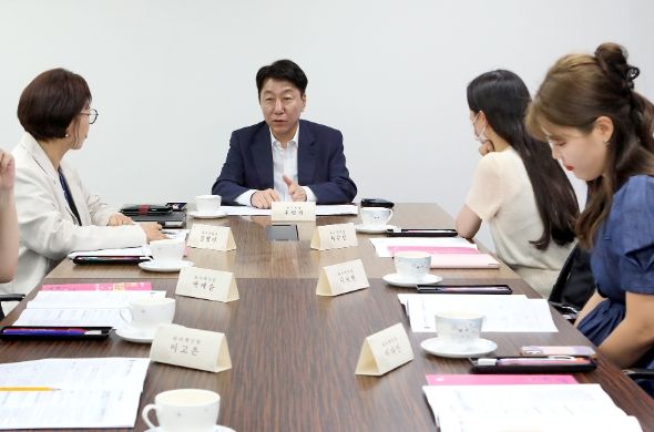 제1회 열린시장실 개최