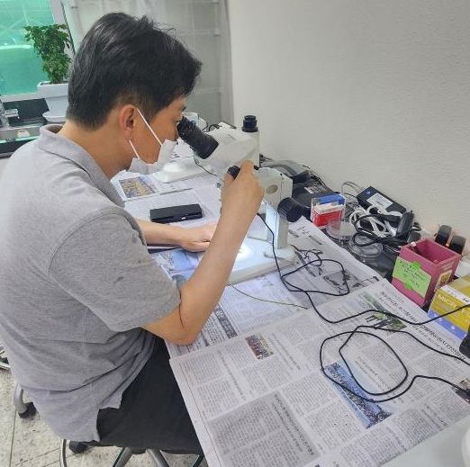 병해충 종합진단실 검경 모습