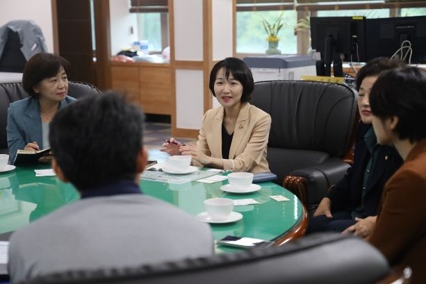 홍정민 의원-한국동서발전 일산발전본부, 체육시설 주민께 개방하는 등 상생협력방안 논의