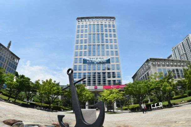 부산시청 전경
