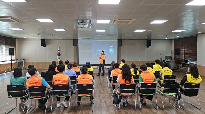 김해시서부보건소, 장유1․3동 주민자치회 및 이․통장단 대상 찾아가는 심폐소생술 교육 실시