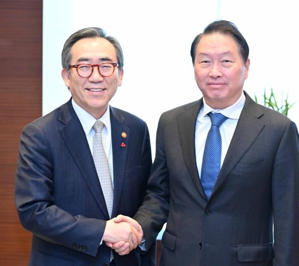 외교부장관, 대한상의 방문