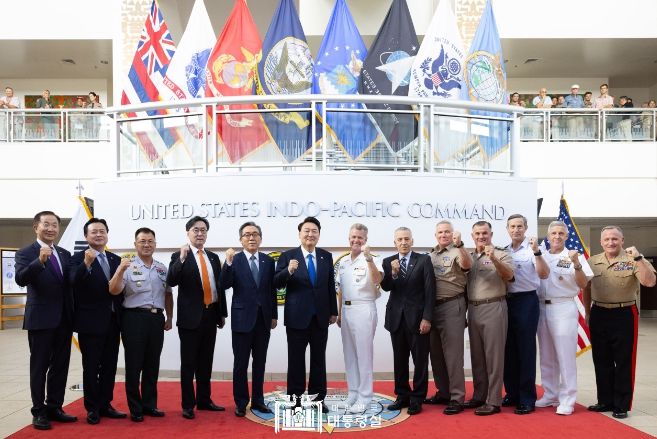 7월 9일 윤석열 대통령은 미국 하와이주에 위치한 인도태평양사령부를 방문했다.